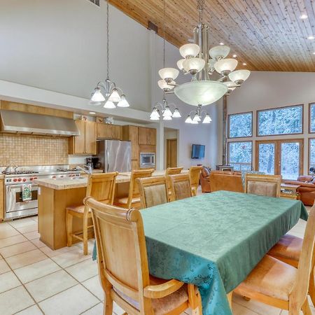 Elk Tracks Lodge Pine Glen エクステリア 写真