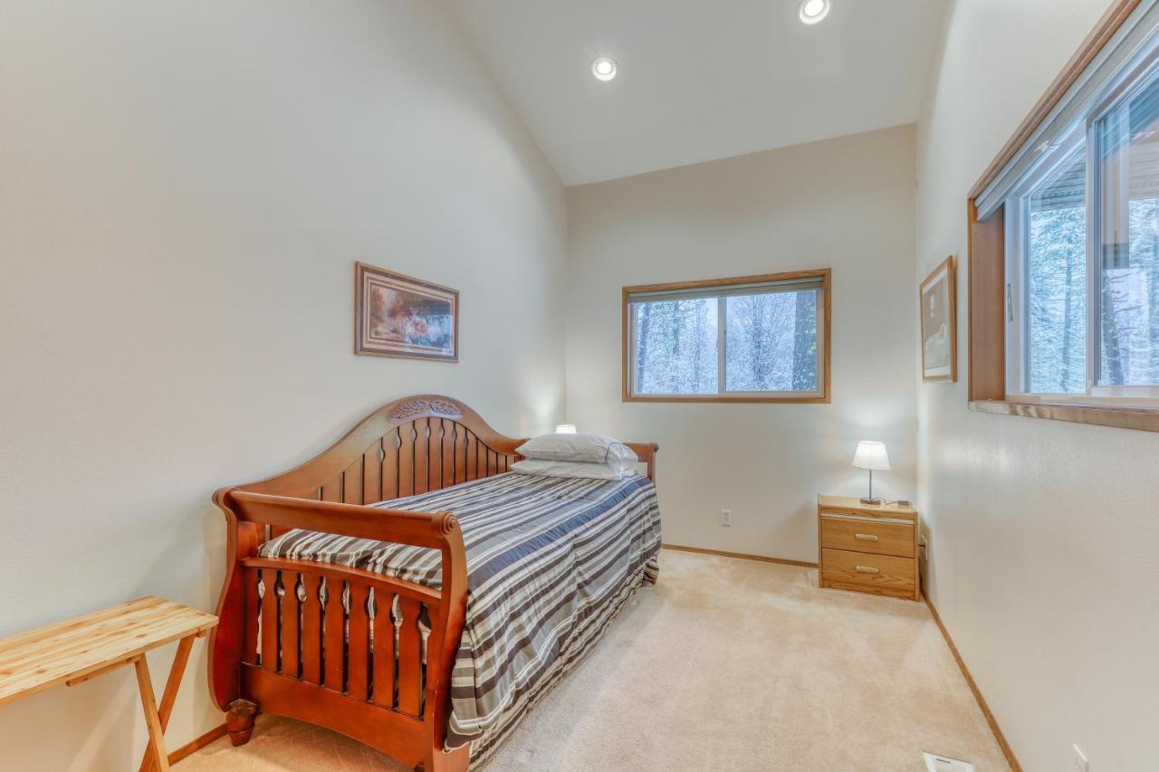 Elk Tracks Lodge Pine Glen エクステリア 写真