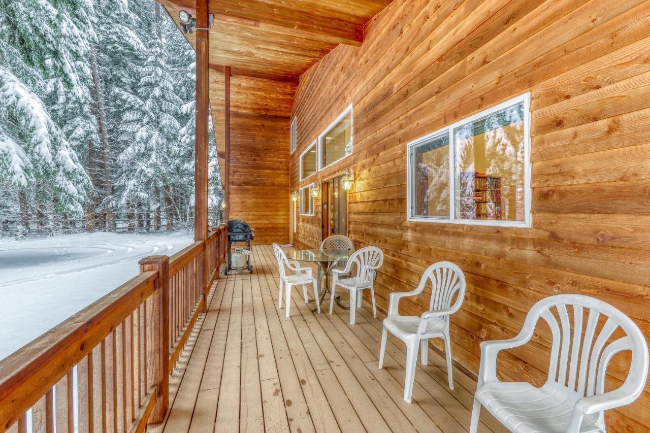 Elk Tracks Lodge Pine Glen エクステリア 写真